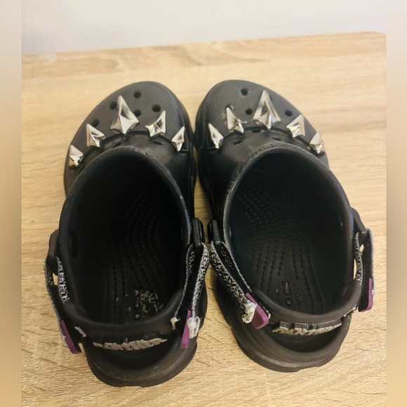 CROCS MARVEL Kids Black Panther Kids Classic All-Terrain Clog Size 12 - Picture 6 of 8
